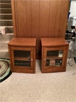 End table 21 x 19 1/2 x 25 tall