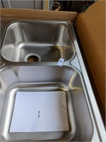 Karran Stainless Steel Sink - 33x22x8