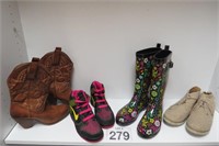 Rain & Cowgirl Boots - Nike - Bearpaw sz 7/8 & 10