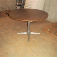 Round Laminate Top Commercial Dining Table