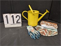Watering Can Gloves & 2 Grow Bags