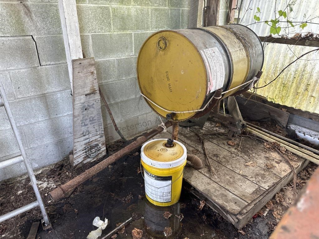 Homemade Barrel Cart with Hydraulic Fluid