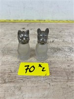 Cat and dog Shaker