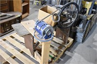 Electric Meat Grinder on Wooden Stand *LYS