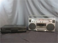 ~ BoomBox & VHS Player - Untested