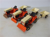 Old, Small Allis Chalmers Tractors and Trailers