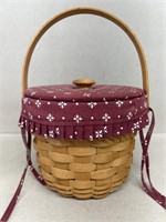 1996 Landenberger basket with protector liner a