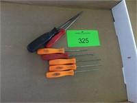 Snap-on Pick Set