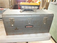 CRAFTSMAN METAL TOOL BOX