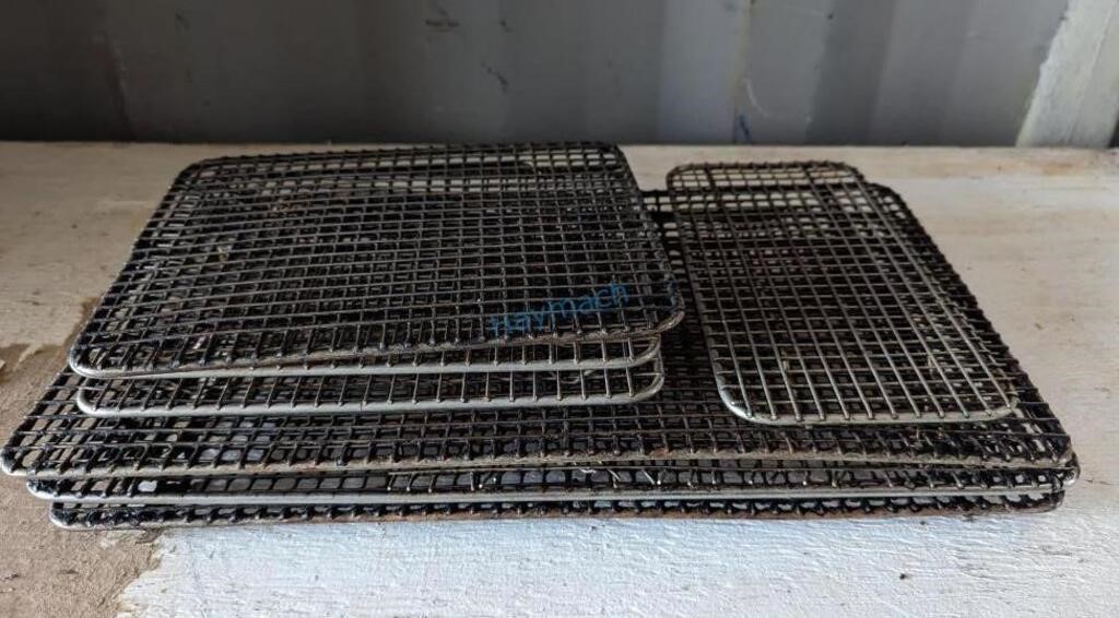 CHROME PLATED COOLING RACK, 10" X 18"(3), 8" X 10"