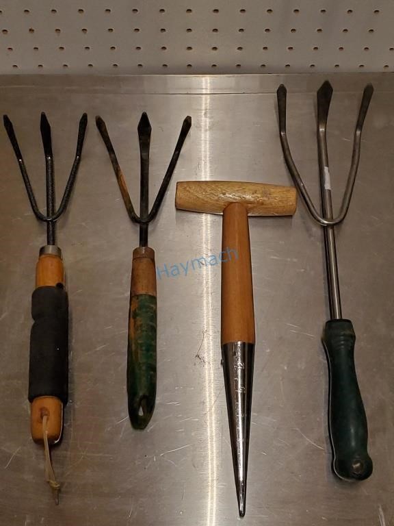 4-PC LOT OF GARDENING TOOLS