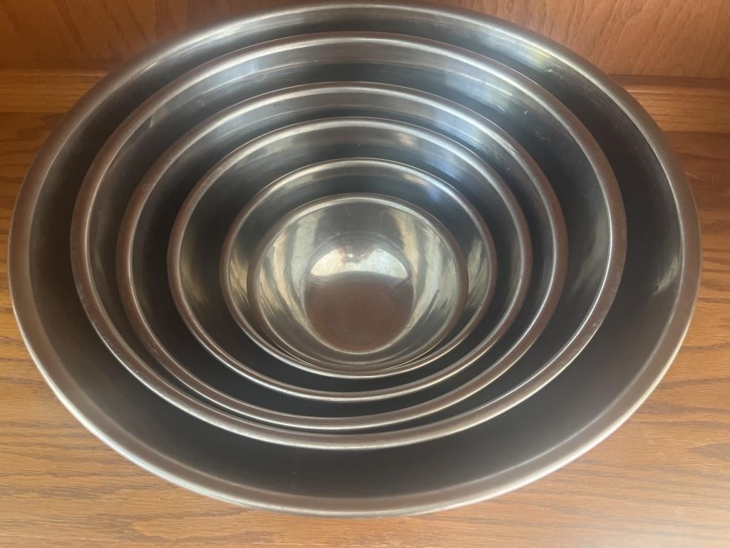 (6) Stainless Steel Nesting Mixing Bowls