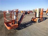 2014 JLG E300AJP Telescopic Boom Lift