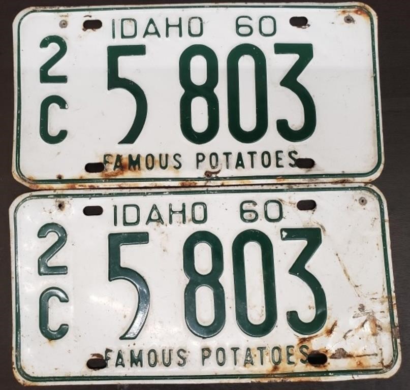 Set of 1960 Idaho 2C License Plates. 6"x12"