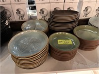 GREEN DISHES