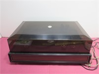 VTG Record Player with cover Power on, don't see