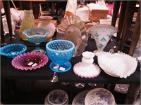 Eight colored glass items, some opalescent: