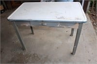 Vintage Enamel Top Table 41.5x25x30H