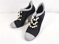 GUC Chanel Designer Black Heels (Size 40)