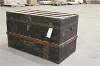 Vintage Trunk, Approx 40"x21"x24"