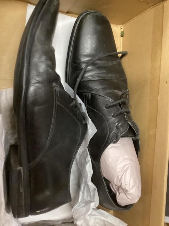 Steve Madden menâ€™s leather black dress shoes siz