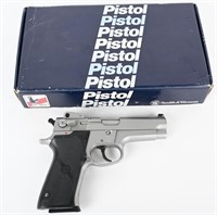 BOXED SMITH & WESSON MODEL 5906 SEMI AUTO PISTOL