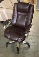 Rollaround executive office chair