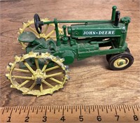 Ertl Diecast John Deere tractor