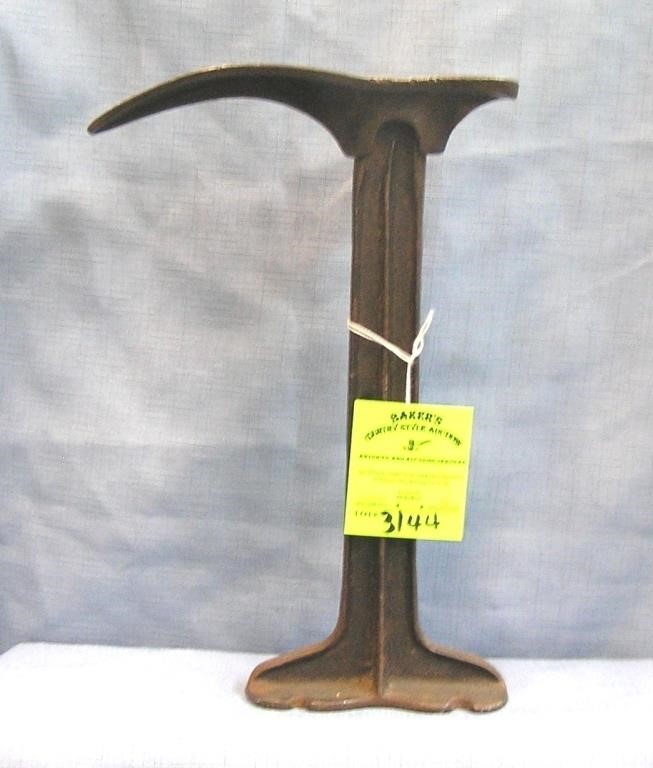 Antique cast iron shoe makers stand