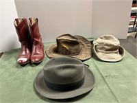 Cowboy boots size 7 & hats