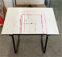 Art Table