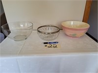 2 CLEAR & 1 POTTERY MIXING BOWLS