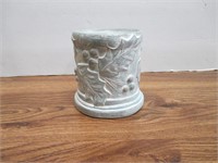 2001 Isabel Bloom Holly Pillar Holder