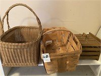 1 Vintage  Gathering Basket