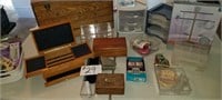 Jewelry Boxes & Containers