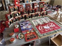 VERY LARGE COCA COLA LOT OF VARIOUS COLLECTIBLES