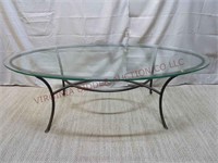 Indoor / Outdoor Oval Coffee Table