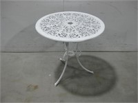 25"x 24" Round Metal Table