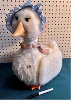 BATTERY OPERATED GOOSE