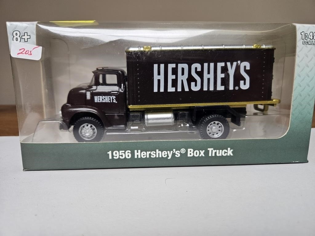 1956 HERSHEY'S BOX TRUCK LIMITED EDITION 1:48