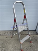 Davidson 2’ Step Ladder