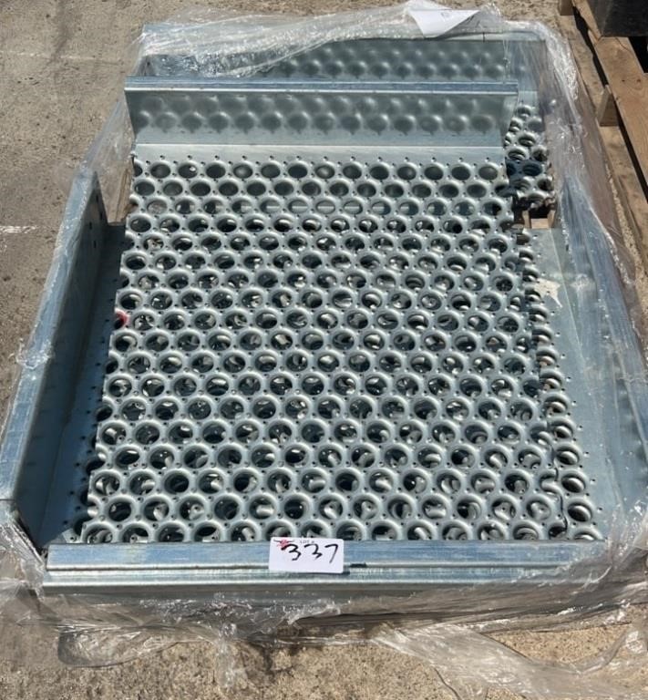 Pallet w/Quantity of Galvanized Expanded Metal