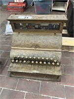 VTG. CASH REGISTER