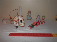 Asst deco items-6 figurines & sm elec cande light