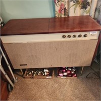 Vintage Mid-Century GE Musaphonic Console Stereo