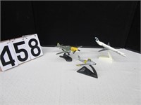 3 Model air planes