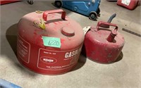 Two sizes of metal gas cans