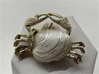 Gerry's Vintage Thermoset Crab Pin