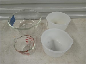Glass mixing bowls, Pyrex one cup measuring cup