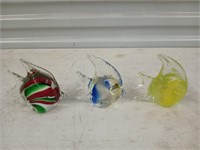 3 glass fish paperweights